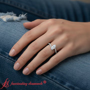 petite-bypass-engagement-ring-white-gold-fdens3007r-model